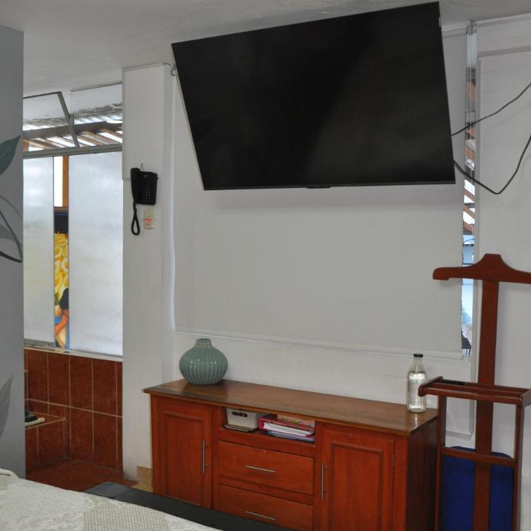 Hatuchay Inka Apart Hotel - Junior Suite with Mountain View - 3