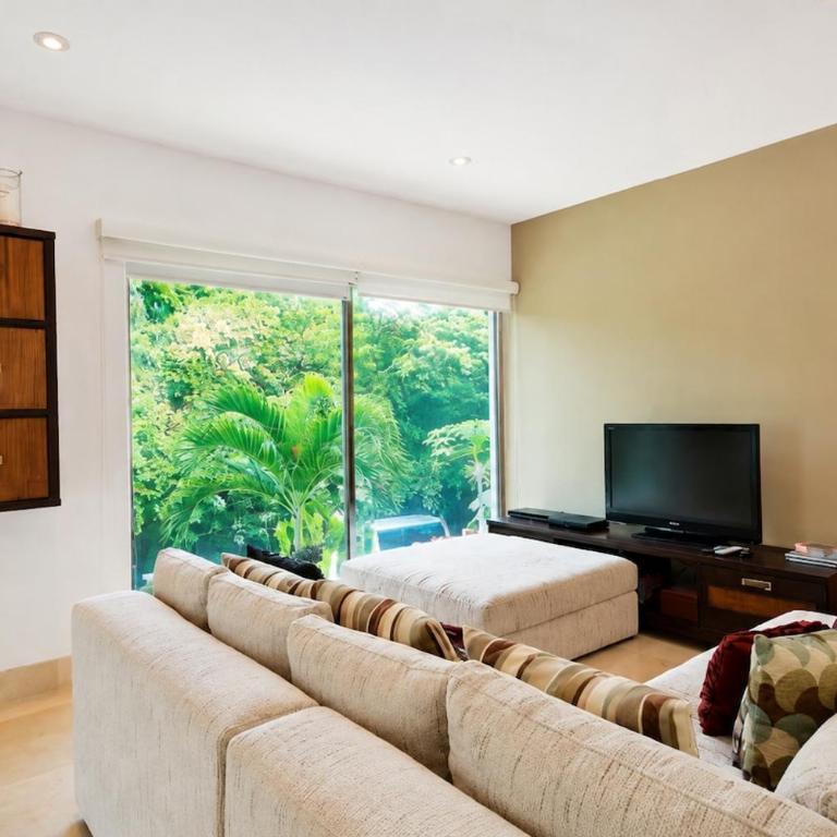 4BR 4 Bath Penthouse with Private Rooftop & Walk to Beach - Apartment mit 1 Schlafzimmer - 3