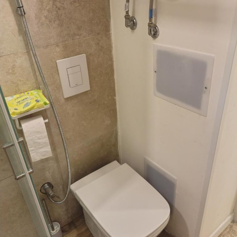 vivienda di Fofò - Camera Matrimoniale con Bagno Privato - 9
