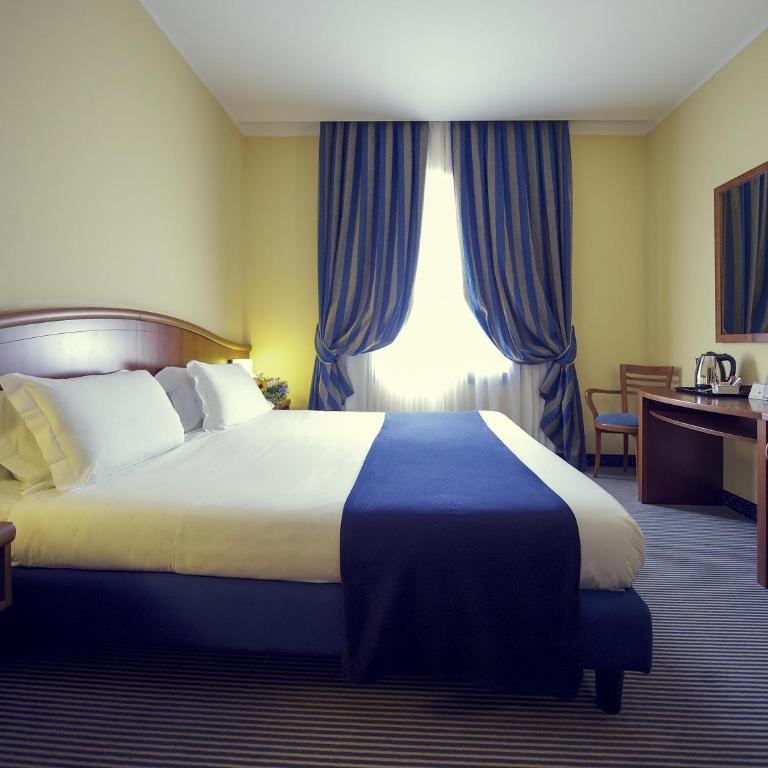 Mercure Genova San Biagio - Camera Standard con 1 Letto Matrimoniale - 10