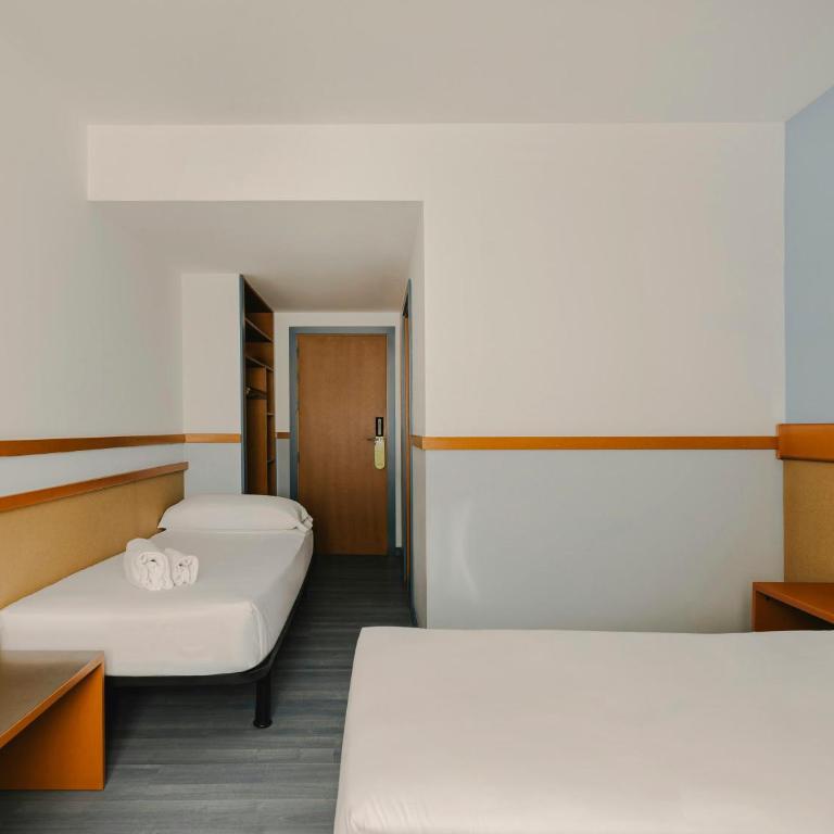 Sercotel Murrieta - Habitación Triple - 2
