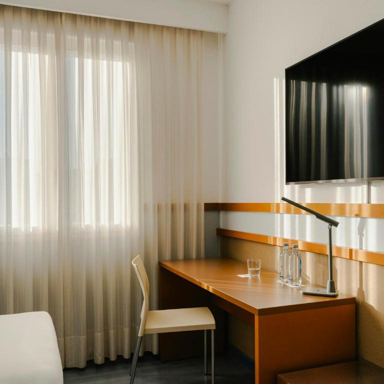 Sercotel Murrieta - Habitación Triple - 3