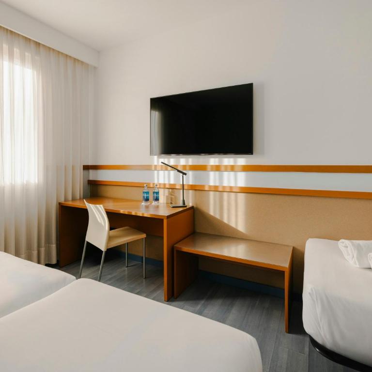 Sercotel Murrieta - Habitación Triple - 4
