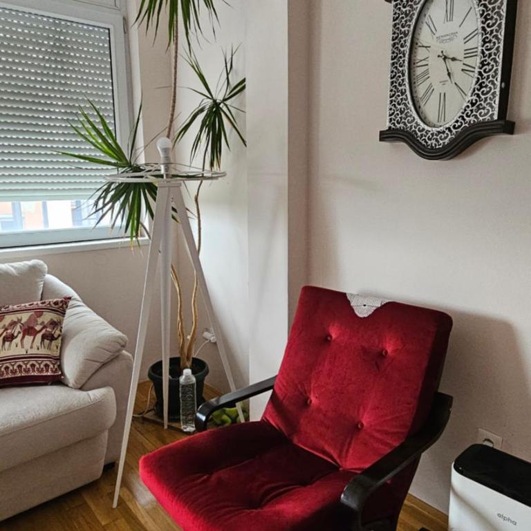 Aleksandra - One-Bedroom Apartment - 8