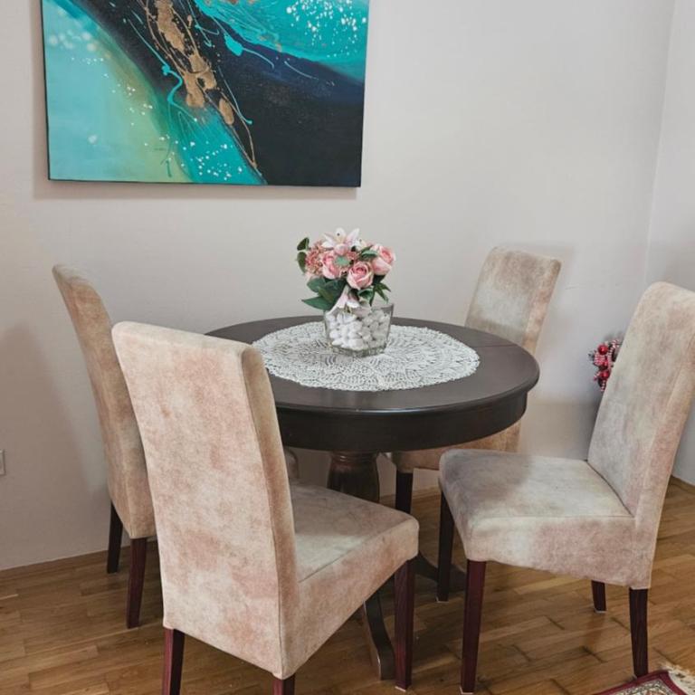 Aleksandra - One-Bedroom Apartment - 10