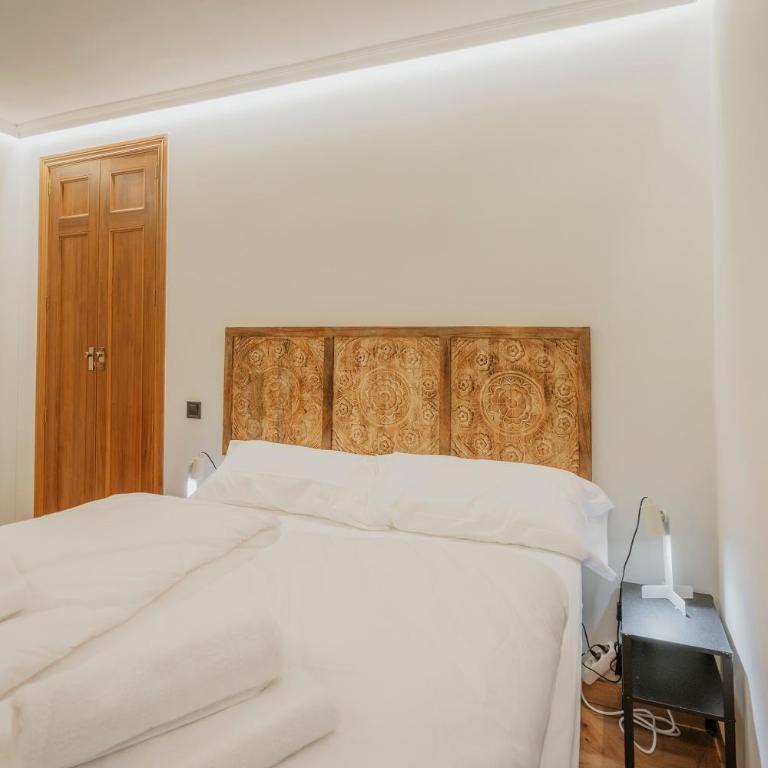 Centro Burgos Real Consulado - Appartamento Deluxe con 2 Camere da Letto e Balcone - 9