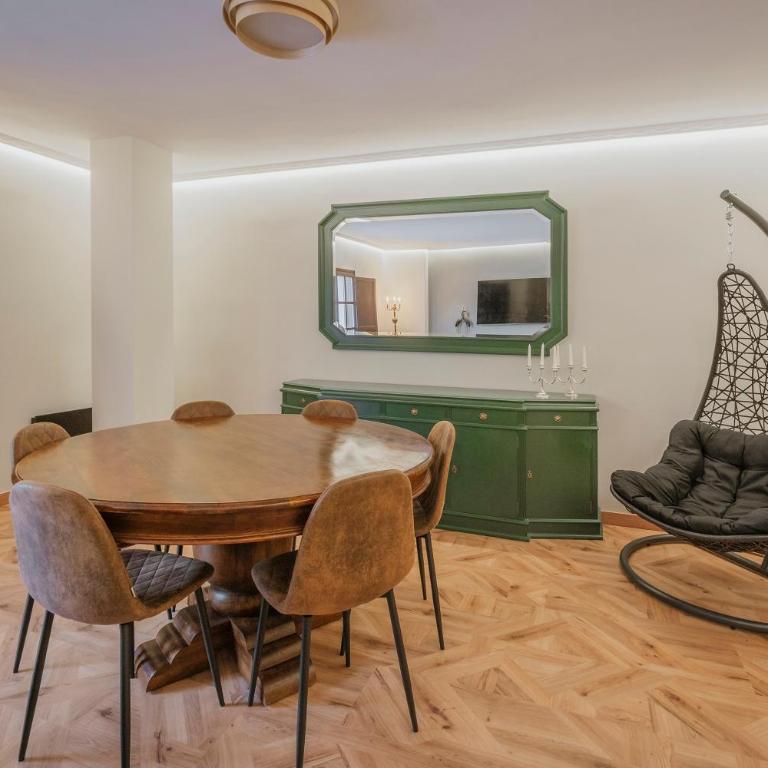 Centro Burgos Real Consulado - Appartamento Deluxe con 2 Camere da Letto e Balcone - 3