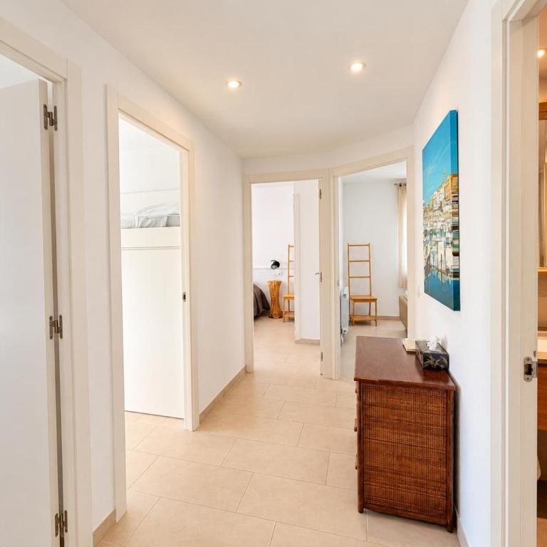 Charming apartment in La Fosca Beach - Apartment with Terrace - 29