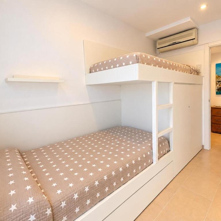 Charming apartment in La Fosca Beach - Apartment with Terrace - 54