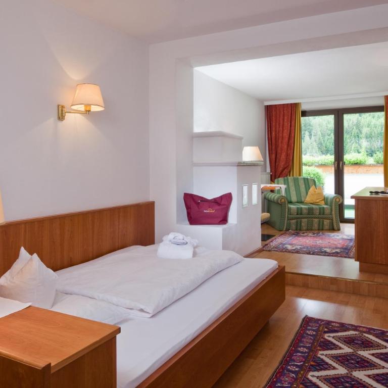 Superior Wellnesshotel Mein Almhof 4 S - Standard Einzelzimmer mit Bergblick - 4