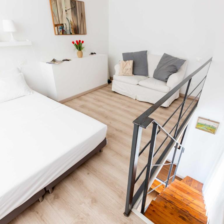 Cairoli twin apartments close to Central Station - Two-Bedroom Apartment - 8