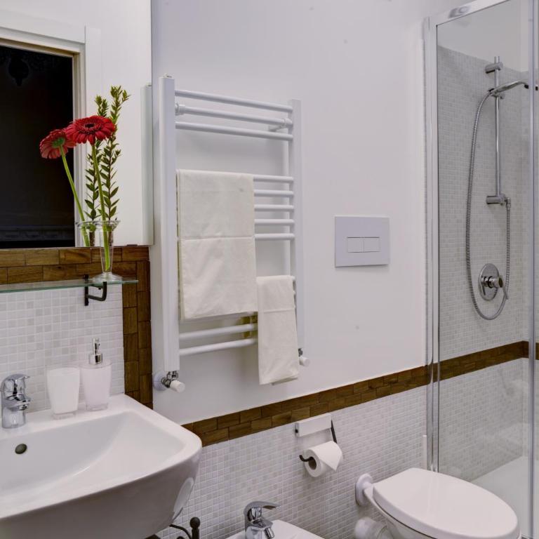 Demetra Rooms - Camera Matrimoniale con Bagno Privato - 5