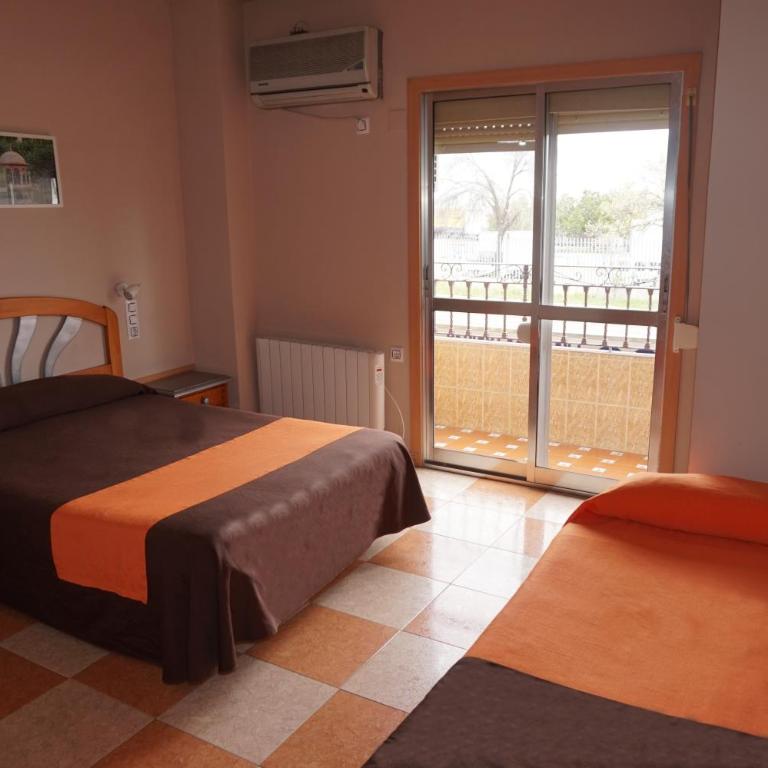 Hostal Alamare - Habitación Triple - 1
