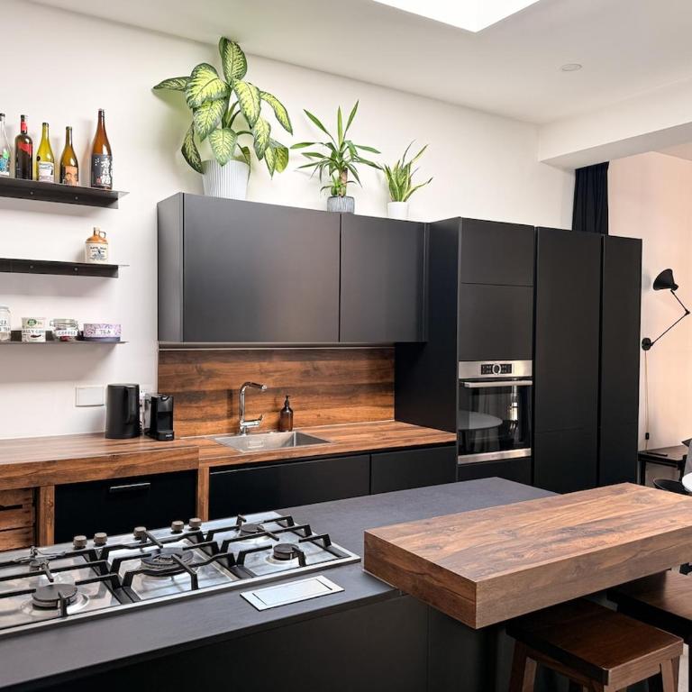 Loft Miyabi - Urban Retreat with Private Parking - Appartamento Loft con 2 Camere da Letto - 6