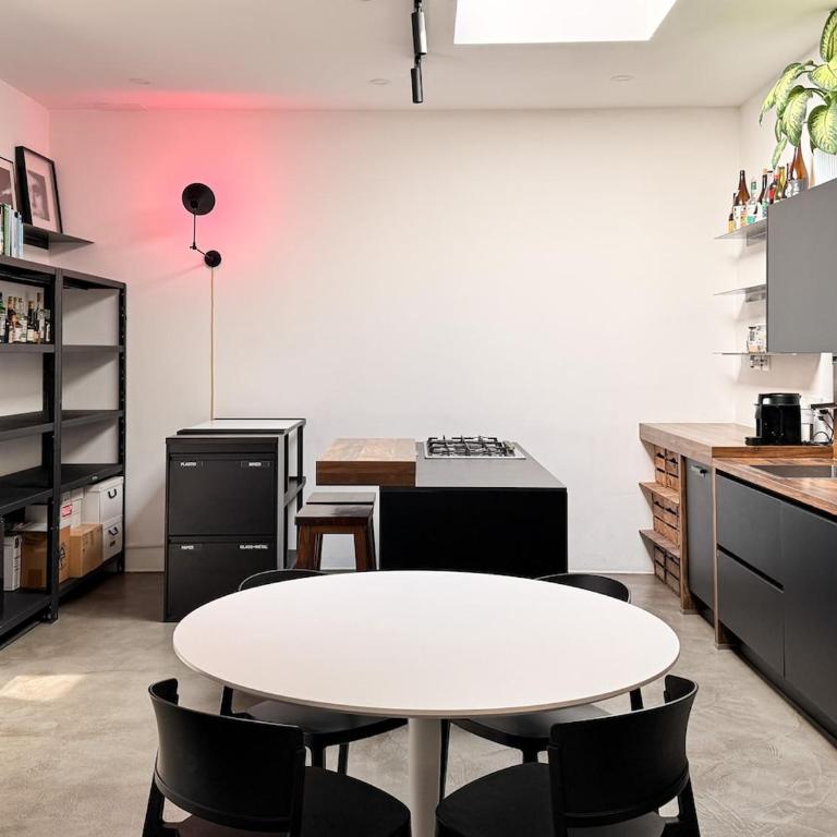 Loft Miyabi - Urban Retreat with Private Parking - Appartamento Loft con 2 Camere da Letto - 4