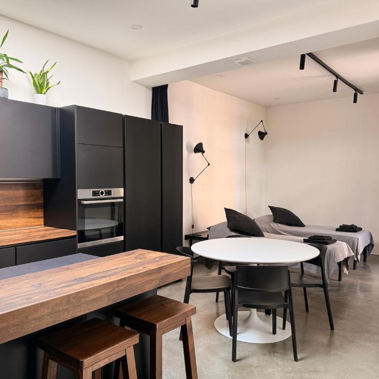 Loft Miyabi - Urban Retreat with Private Parking - Appartamento Loft con 2 Camere da Letto - 20