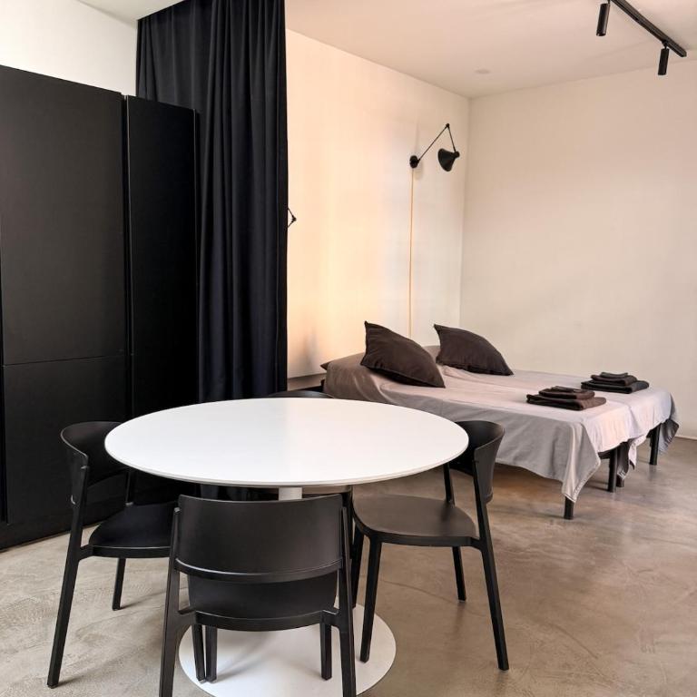 Loft Miyabi - Urban Retreat with Private Parking - Appartamento Loft con 2 Camere da Letto - 22