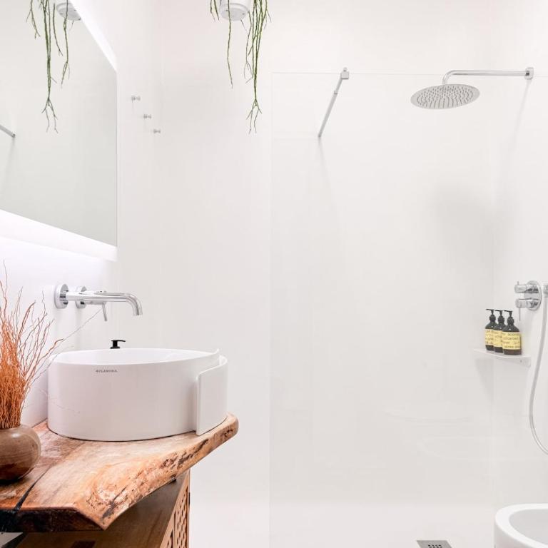 Loft Miyabi - Urban Retreat with Private Parking - Appartamento Loft con 2 Camere da Letto - 46