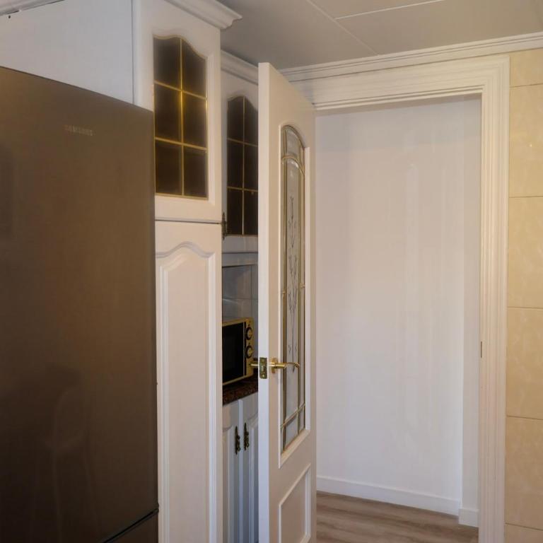 Valencia Central Comfort - Three-Bedroom Apartment - 15