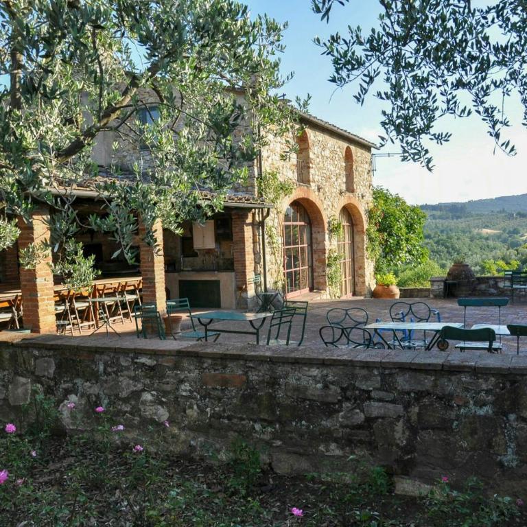 Charming hideaway in an artists' hamlet - Room #1754284901 - 16