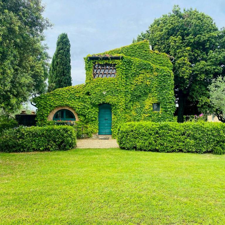 Charming hideaway in an artists' hamlet - Room #1754284901 - 38