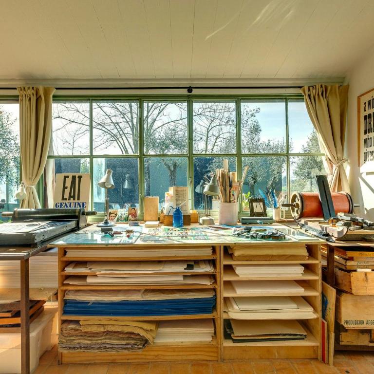 Charming hideaway in an artists' hamlet - Room #1754284901 - 43