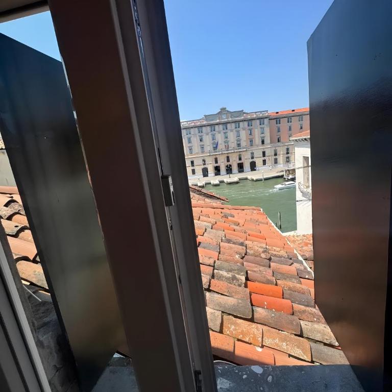 Hotel Walter Venezia - Standard Zimmer mit Queensize-Bett - 10