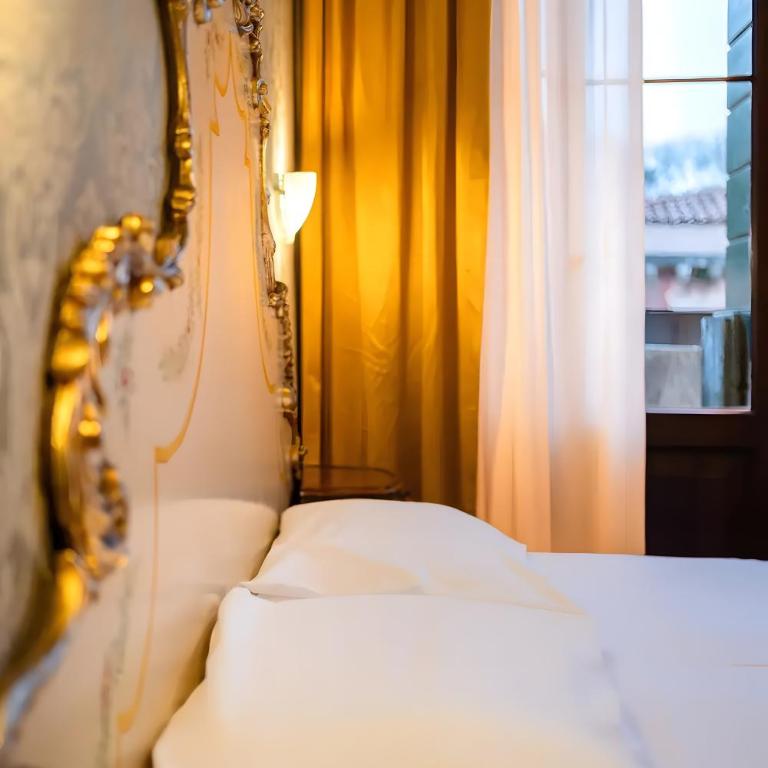 Hotel Walter Venezia - Room #1754291707 - 7