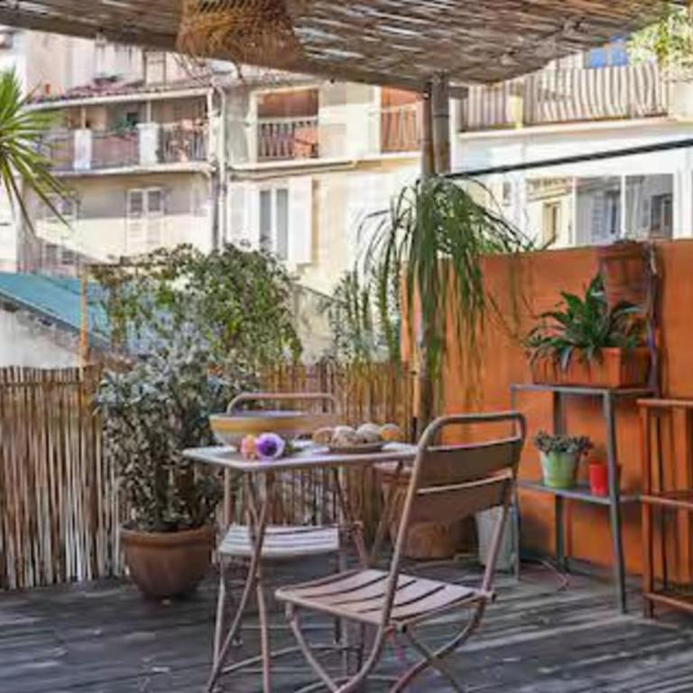 Appartement avec terrasse & mezzanine Cœur du 6ème - La Plaine - Appartement - 5