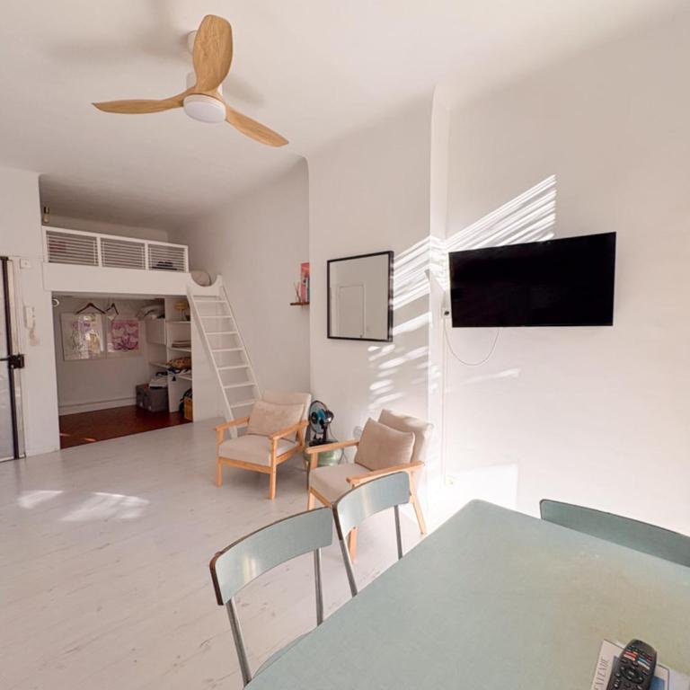 Appartement avec terrasse & mezzanine Cœur du 6ème - La Plaine - Appartement - 19