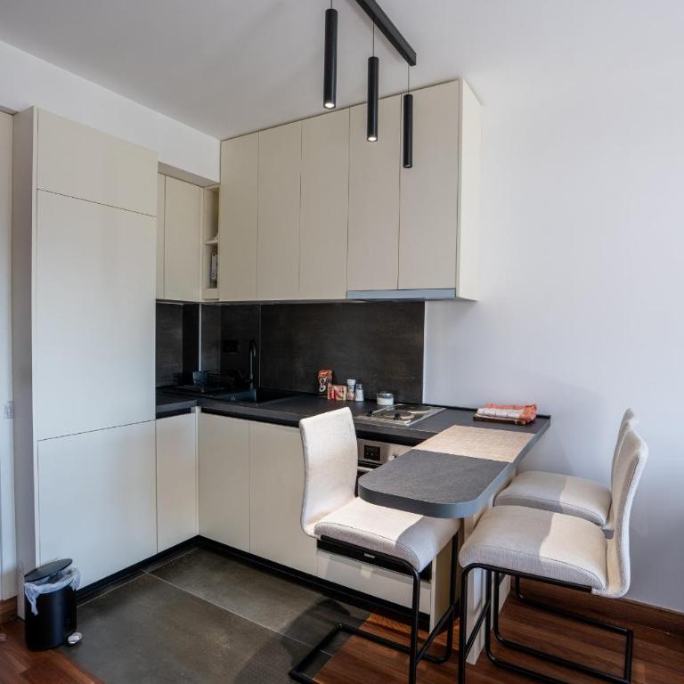 Kraljeva stolica flats - Room #1754294902 - 2