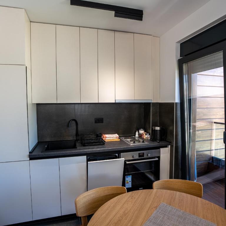 Kraljeva stolica flats - Room #1754294901 - 2