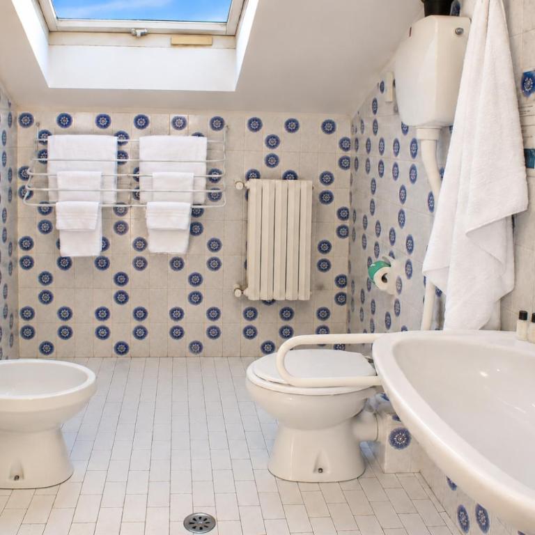 Blue Hotel - Chambre Triple Économique - 7