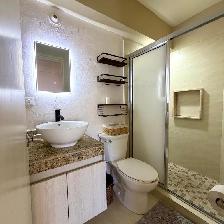  - Room #1754359101 - 4
