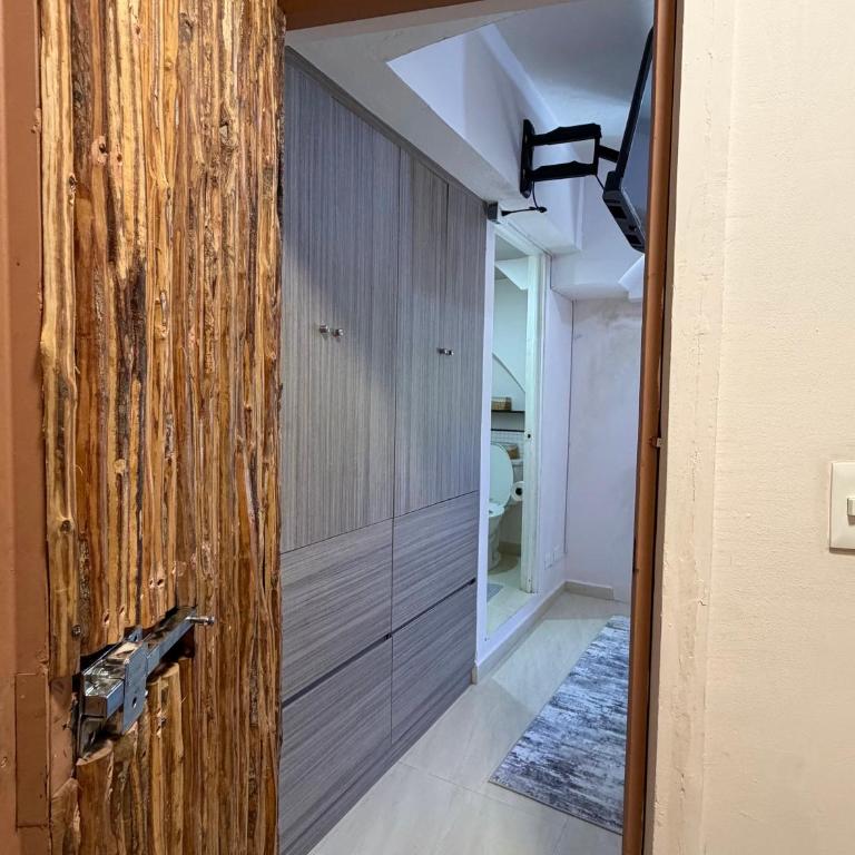  - Room #1754359101 - 13