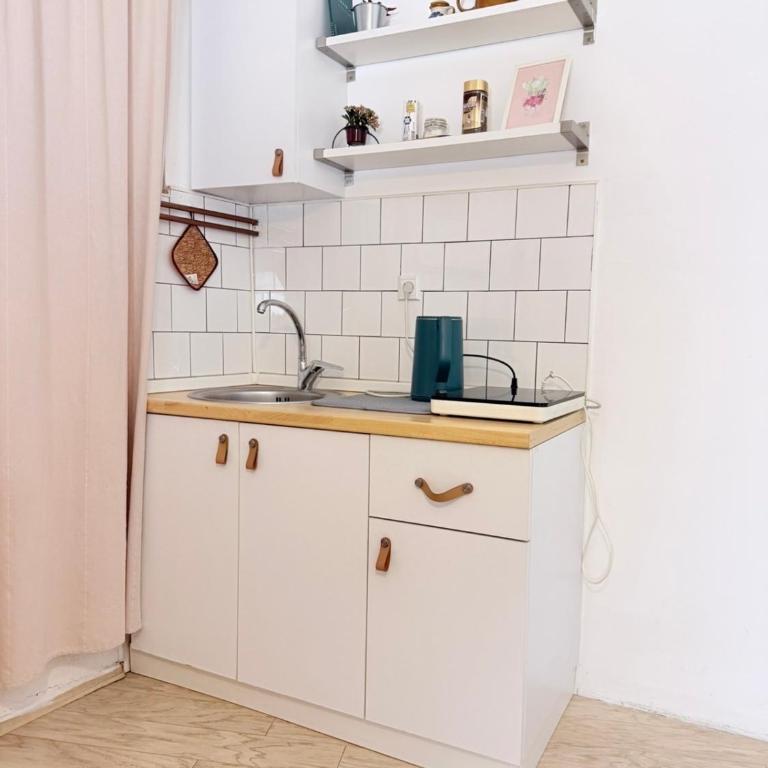 Studio Apartments Siesta - Deluks Dvokrevetni Studio sa Bračnim Krevetom - 7