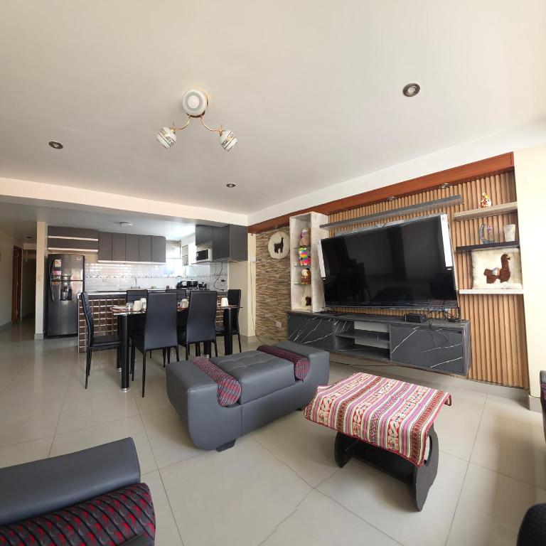 Alamos Sky - Three-Bedroom Apartment - 10