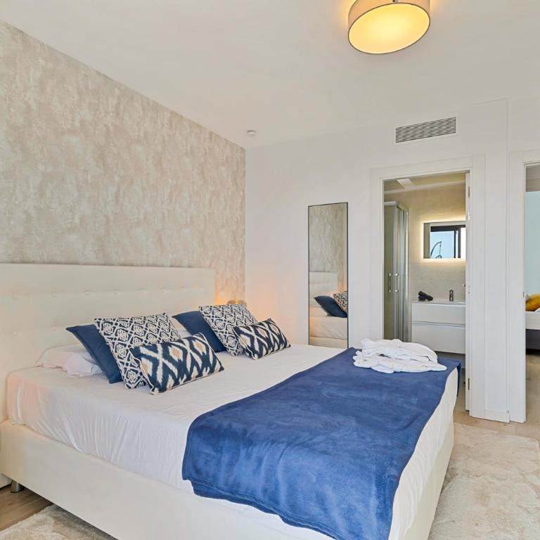 One80 Residences New Modern Luxury Penthouse with amazing sea view and private jacuzzi - Appartement - 7