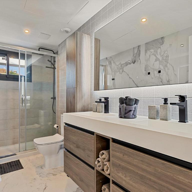 One80 Residences New Modern Luxury Penthouse with amazing sea view and private jacuzzi - Appartement - 9