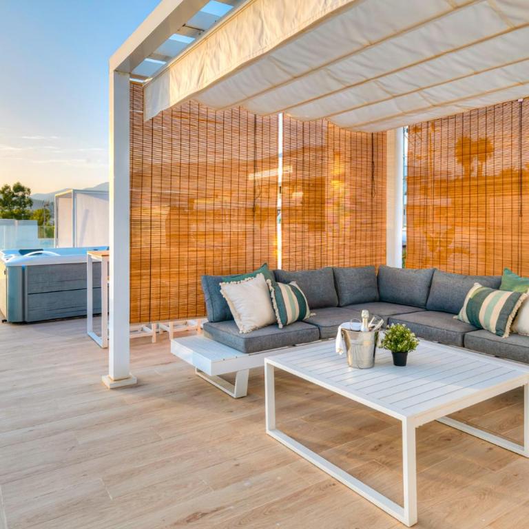 One80 Residences New Modern Luxury Penthouse with amazing sea view and private jacuzzi - Appartement - 20
