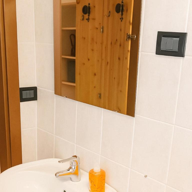  - Room #1754451301 - 7