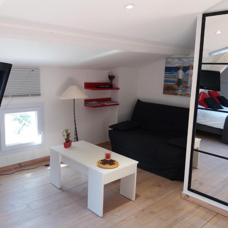 Chambres d'Hôtes LA PASTOURELLE Royan centre - Comfort Double Room with Private Bathroom - 28