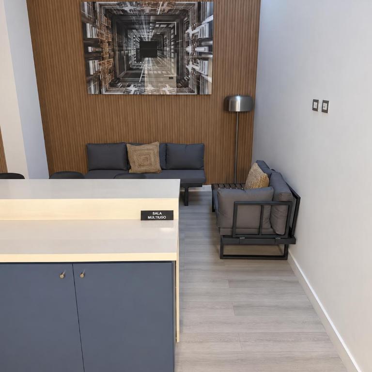  - Room #1754485601 - 24
