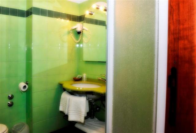 Hotel Boston - Camera Matrimoniale Standard - 3