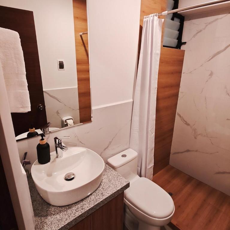 Modern apartment near Plaza de Armas - Three-Bedroom Apartment - 19