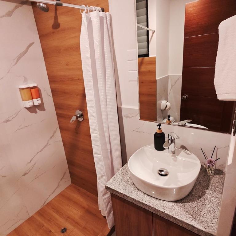 Modern apartment near Plaza de Armas - Three-Bedroom Apartment - 21