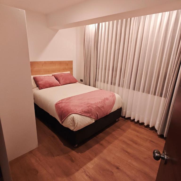 Modern apartment near Plaza de Armas - Three-Bedroom Apartment - 25