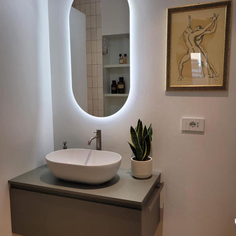 Comfort Home - 3 stops to Duomo - free storage - Appartement 1 Chambre - 22