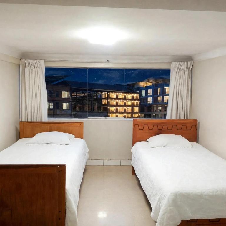 3 Camas Departamento Cusco Avenida Principal - Apartamento de 2 dormitorios con vistas - 1