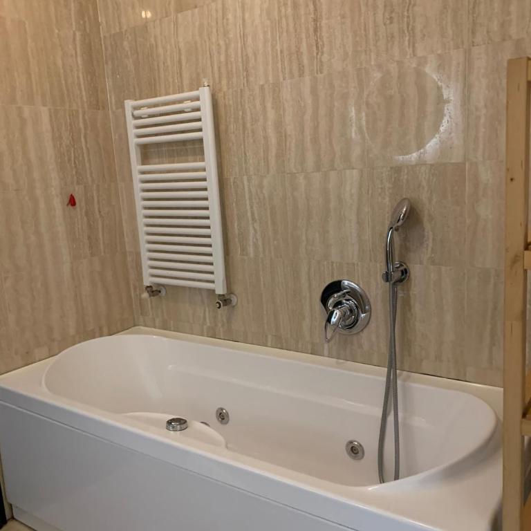 BSN apt - Appartamento con 2 Camere da Letto - 4